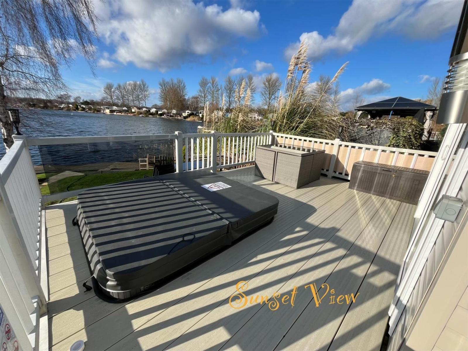 Tattershall Lakes Sunset View Caravan Lakeside, Hot Tub, Garden, Private Fishing Peg & Wifi Ngoại thất bức ảnh