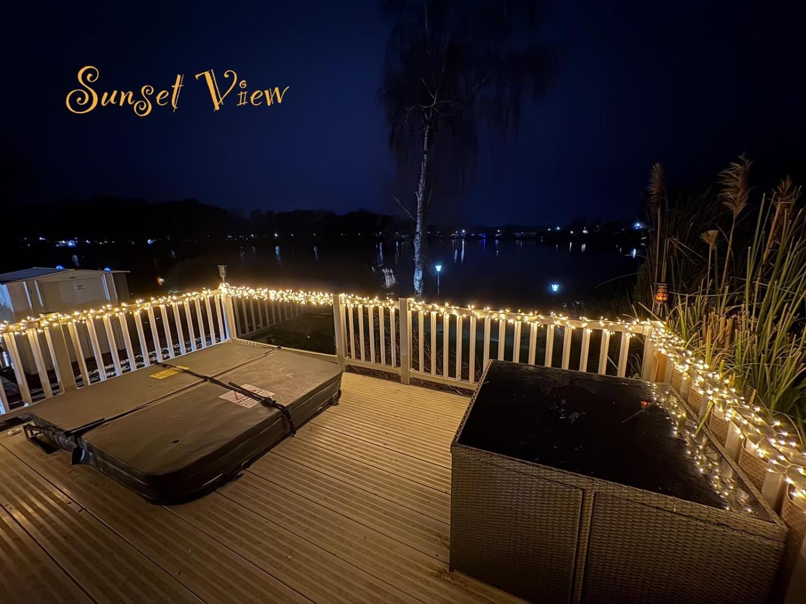 Tattershall Lakes Sunset View Caravan Lakeside, Hot Tub, Garden, Private Fishing Peg & Wifi Ngoại thất bức ảnh