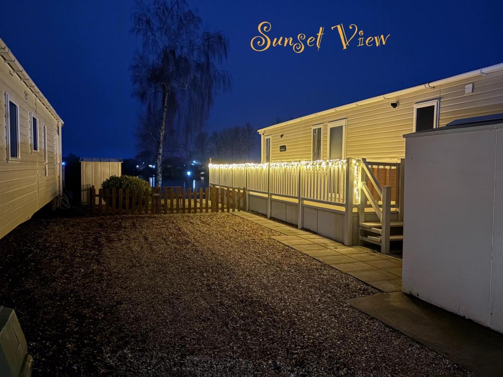 Tattershall Lakes Sunset View Caravan Lakeside, Hot Tub, Garden, Private Fishing Peg & Wifi Ngoại thất bức ảnh